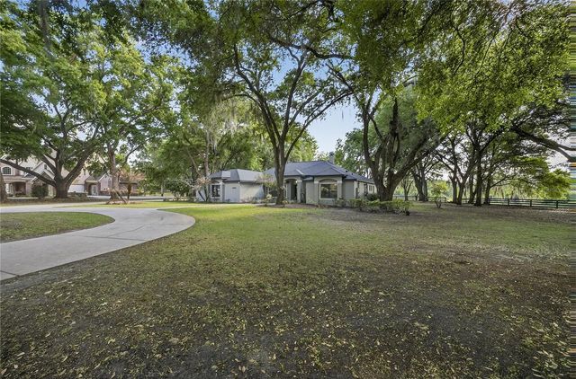 1324 OTTERS VIEW COURT, Fruitland Park, FL 34731