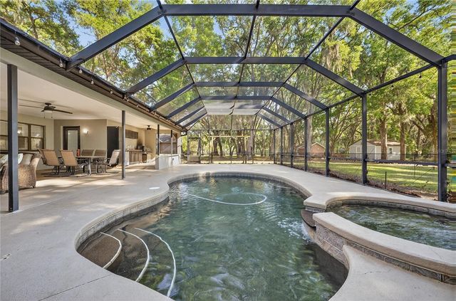 1324 OTTERS VIEW COURT, Fruitland Park, FL 34731