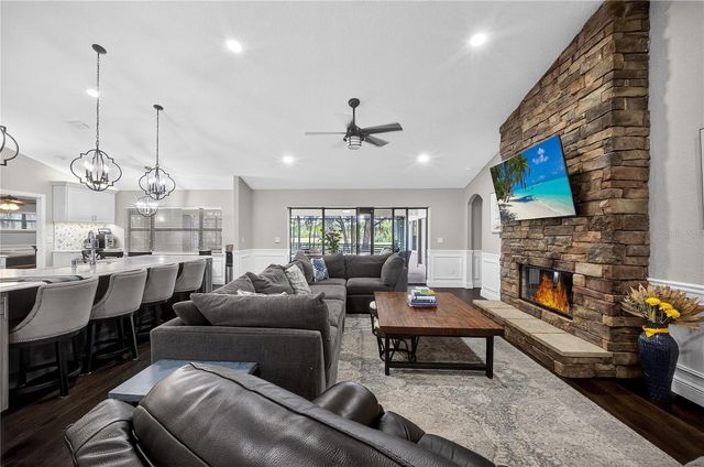 1324 OTTERS VIEW COURT, Fruitland Park, FL 34731