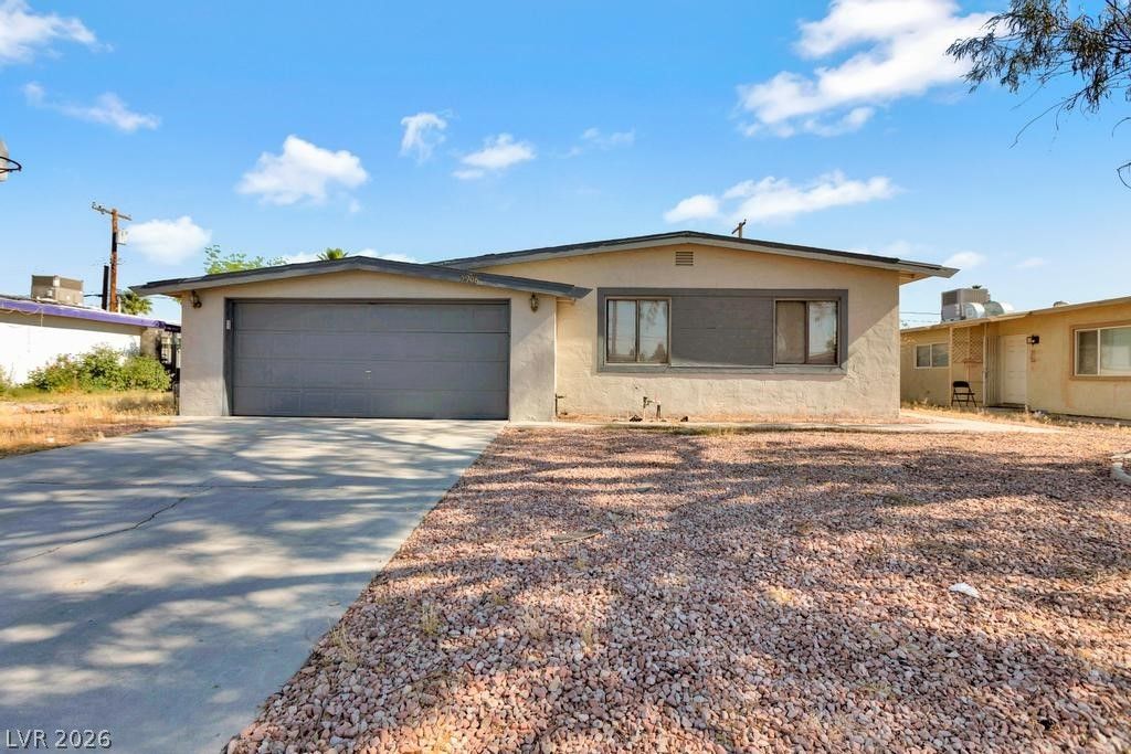5908 Gipsy Avenue, Las Vegas, NV 89107 — photo 2