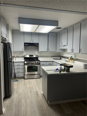 4007 Spring Leaf Drive, Las Vegas, NV 89147