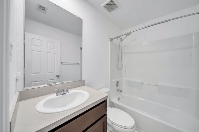 17607 Longwood Trace Lane, New Caney, TX 77357