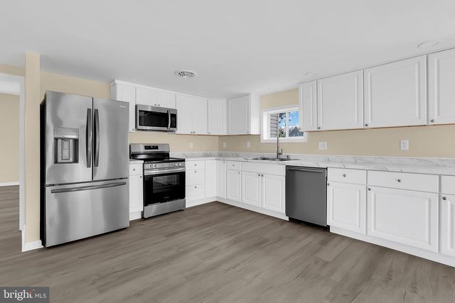 110 E KINGS ST, Seaford, DE 19973