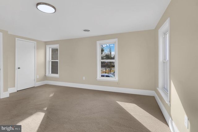 110 E KINGS ST, Seaford, DE 19973