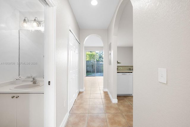 3952 SW 157th Ave 221, Miramar, FL 33027