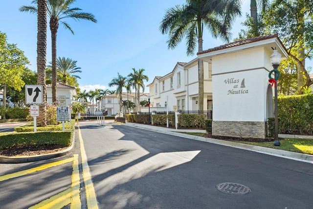 3952 SW 157th Ave 221, Miramar, FL 33027