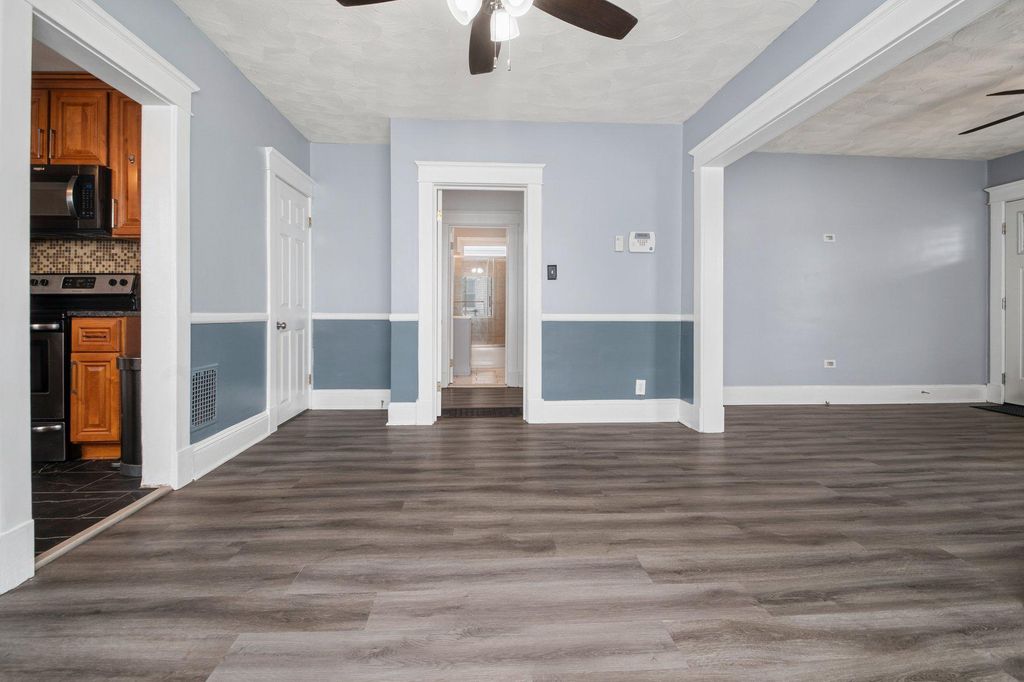 Image 14 of property listing at 7426 KENLEA AVE, Baltimore, MD 21236