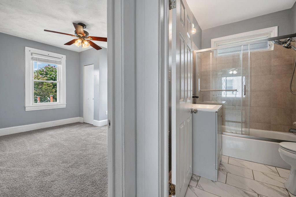 Image 27 of property listing at 7426 KENLEA AVE, Baltimore, MD 21236