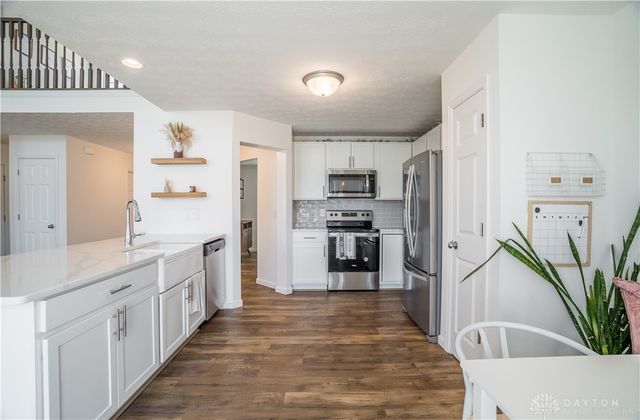 3063 White Ash Drive, Tipp City, OH 45371