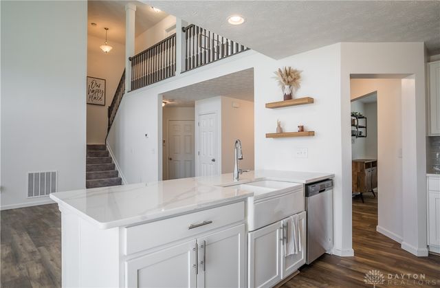 3063 White Ash Drive, Tipp City, OH 45371