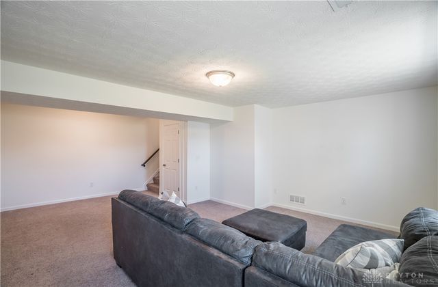 3063 White Ash Drive, Tipp City, OH 45371