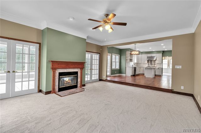 9 Hazelwood Lane, Grand Island, NY 14072