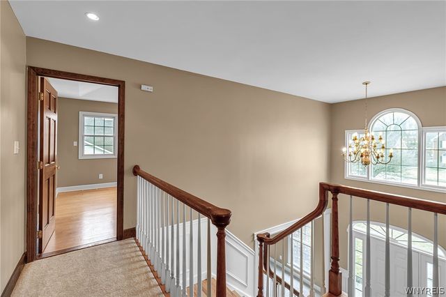 9 Hazelwood Lane, Grand Island, NY 14072