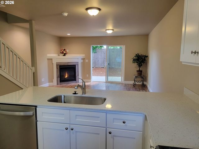 3776 PETER Ln, Salem, OR 97305