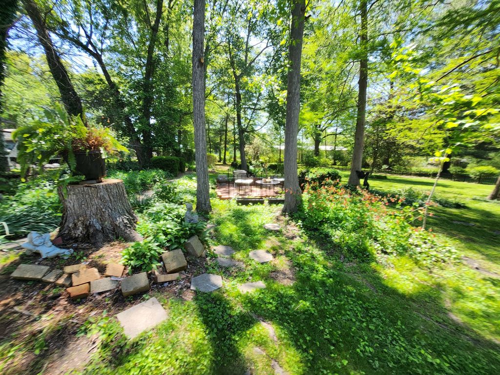 Image 101 of property listing at 766 Fairfield Road, Mt Vernon, IL 62864