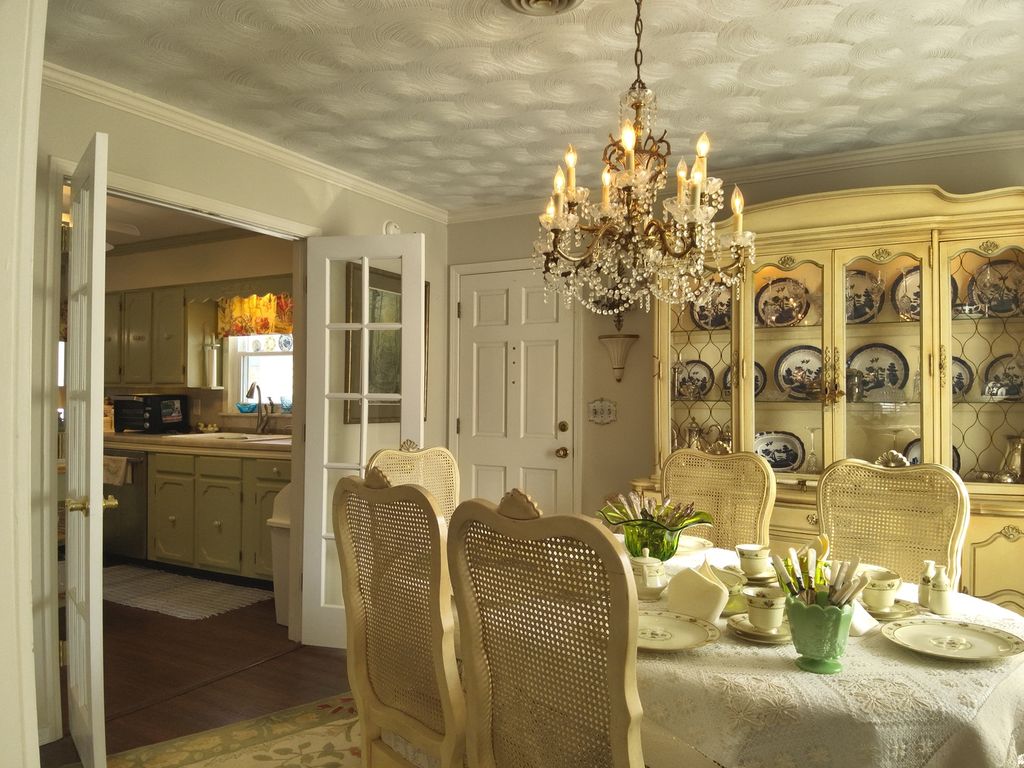 Image 24 of property listing at 766 Fairfield Road, Mt Vernon, IL 62864