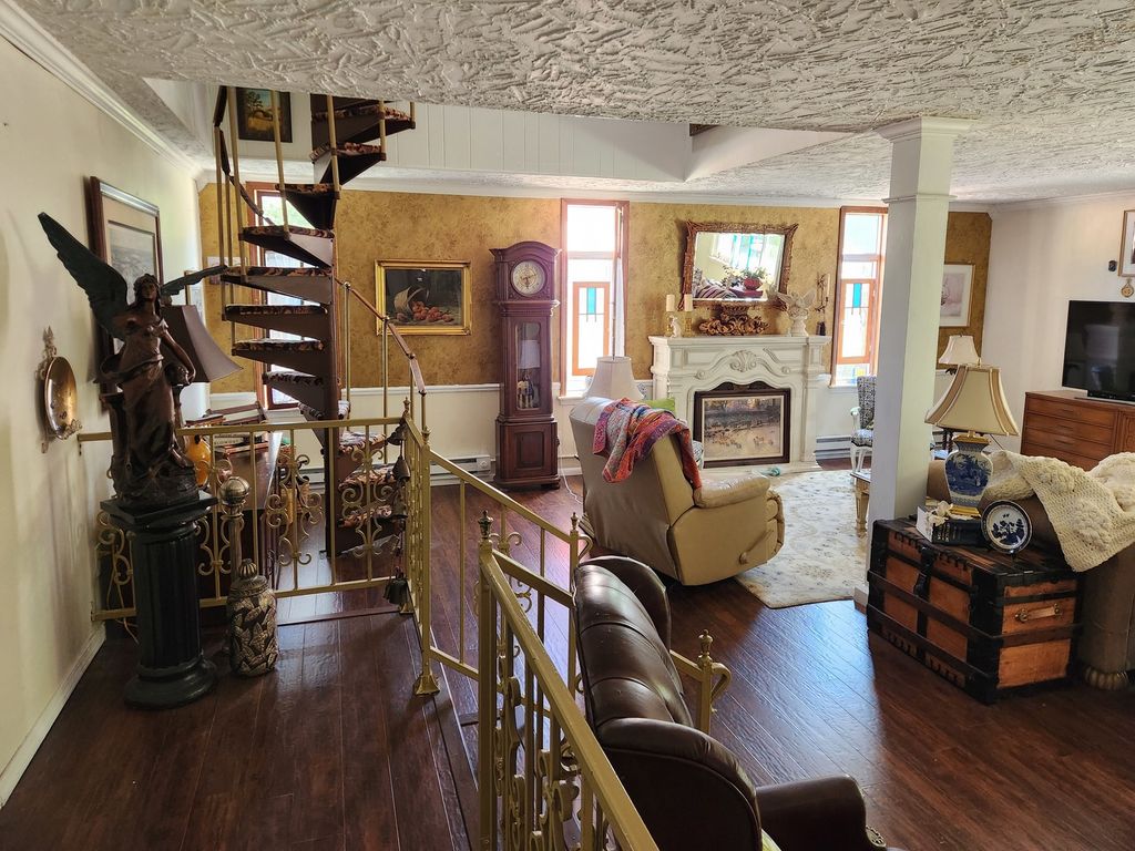 Image 39 of property listing at 766 Fairfield Road, Mt Vernon, IL 62864