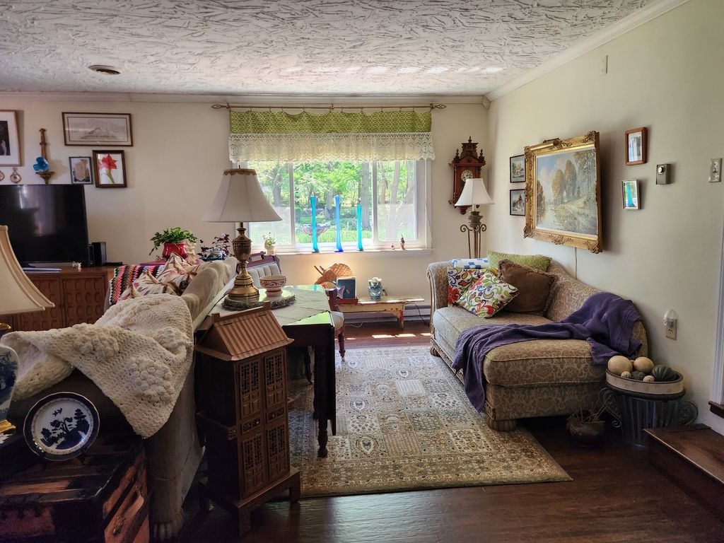 Image 42 of property listing at 766 Fairfield Road, Mt Vernon, IL 62864