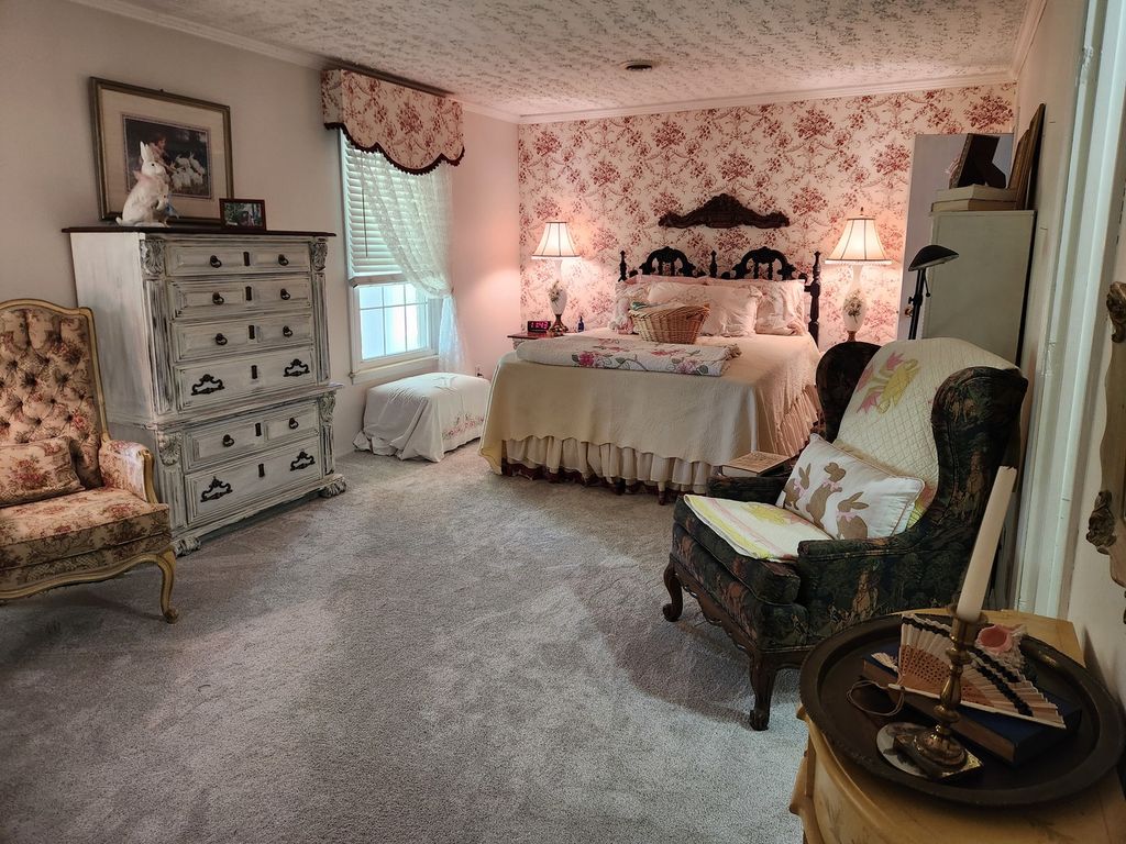 Image 55 of property listing at 766 Fairfield Road, Mt Vernon, IL 62864