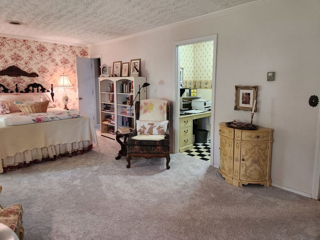 Image 58 of property listing at 766 Fairfield Road, Mt Vernon, IL 62864