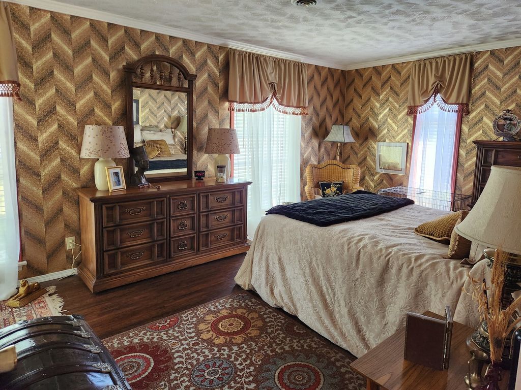 Image 66 of property listing at 766 Fairfield Road, Mt Vernon, IL 62864