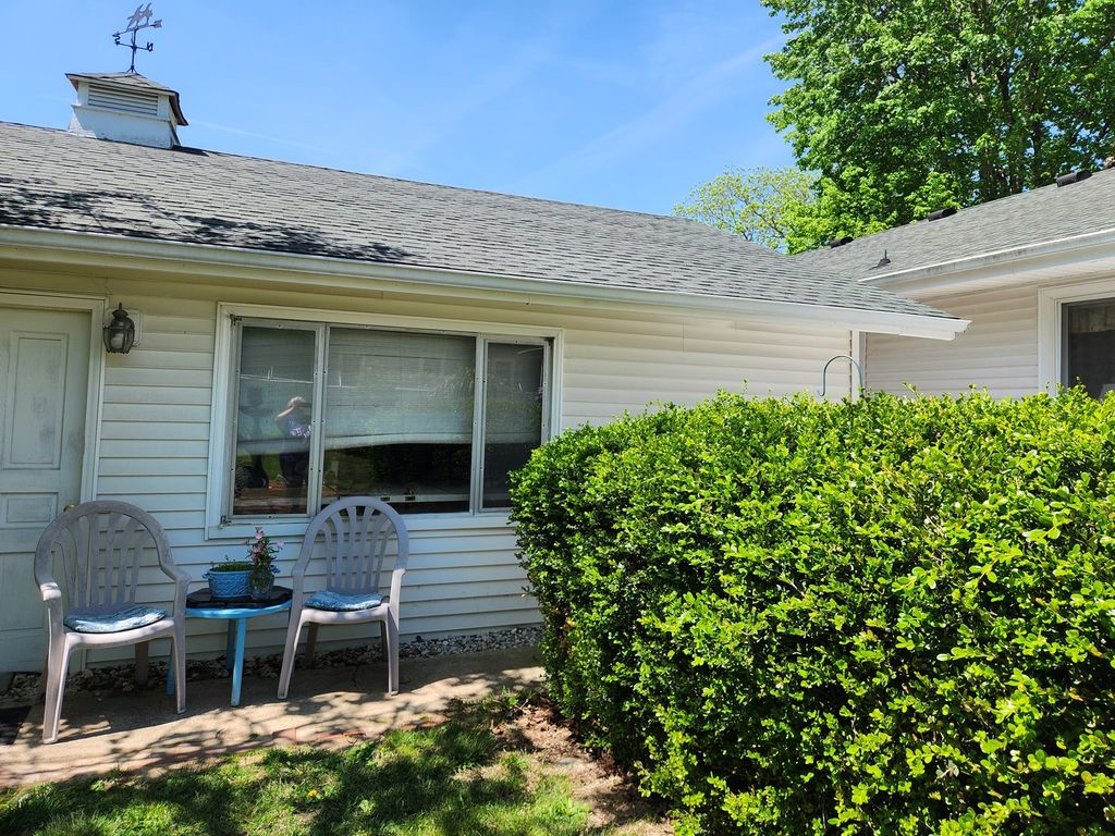 Image 83 of property listing at 766 Fairfield Road, Mt Vernon, IL 62864