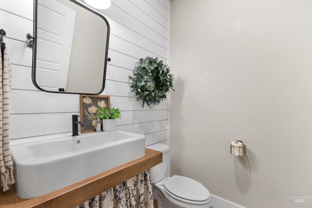 719 Midnight Sun Loop, Twin Falls, ID 83301