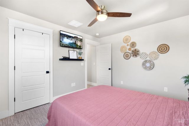 719 Midnight Sun Loop, Twin Falls, ID 83301
