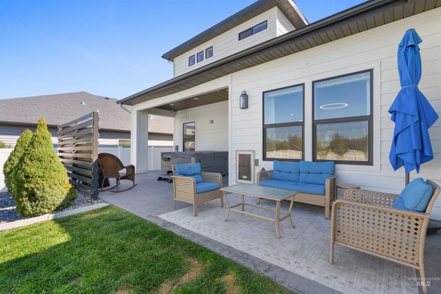 719 Midnight Sun Loop, Twin Falls, ID 83301