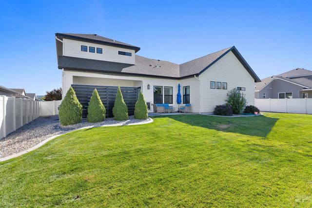 719 Midnight Sun Loop, Twin Falls, ID 83301
