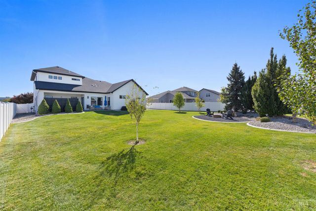 719 Midnight Sun Loop, Twin Falls, ID 83301