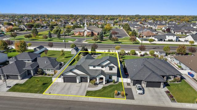 719 Midnight Sun Loop, Twin Falls, ID 83301
