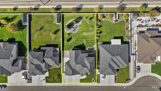 719 Midnight Sun Loop, Twin Falls, ID 83301