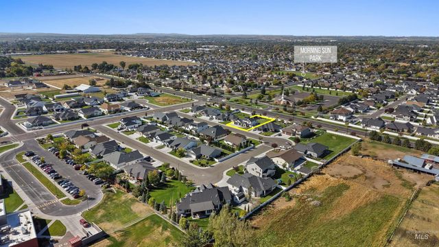 719 Midnight Sun Loop, Twin Falls, ID 83301