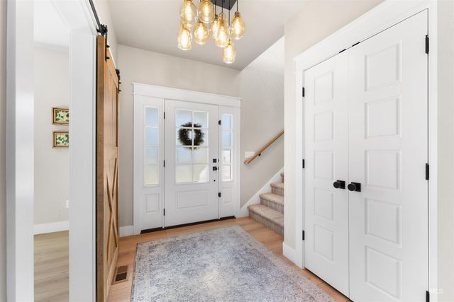 719 Midnight Sun Loop, Twin Falls, ID 83301