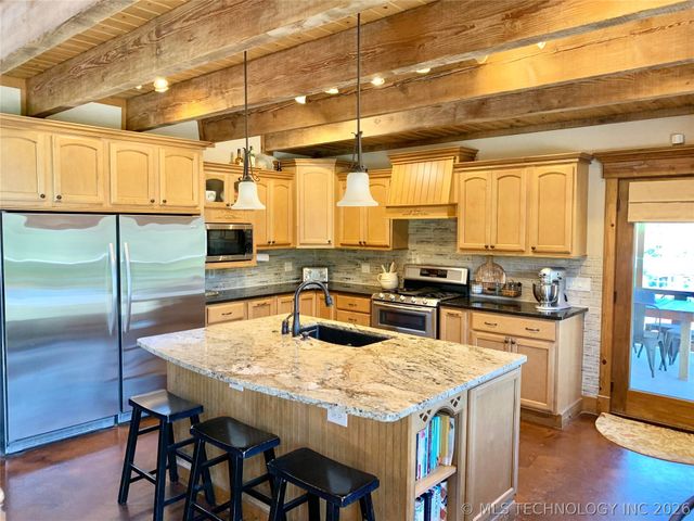 30207 W 1229 Drive, Stigler, OK 74462