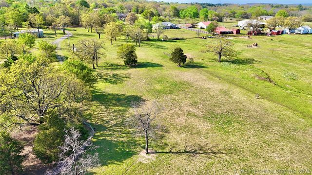 30207 W 1229 Drive, Stigler, OK 74462