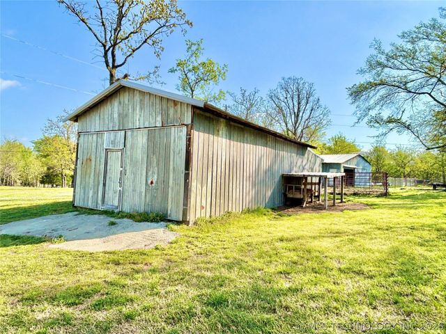 30207 W 1229 Drive, Stigler, OK 74462