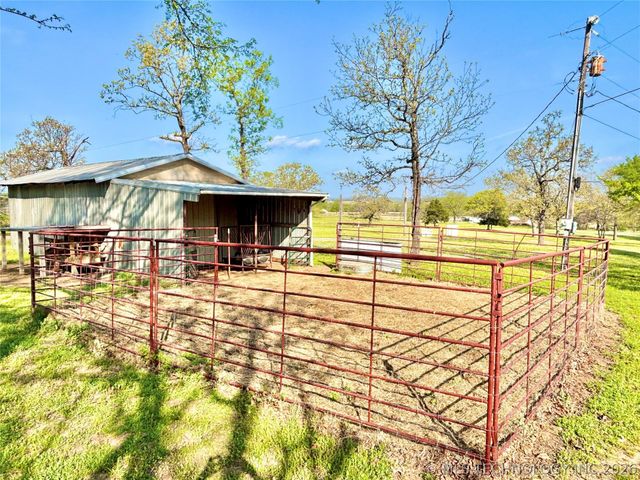 30207 W 1229 Drive, Stigler, OK 74462