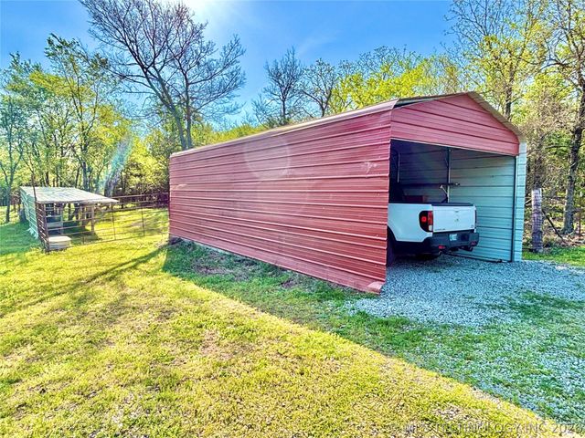 30207 W 1229 Drive, Stigler, OK 74462