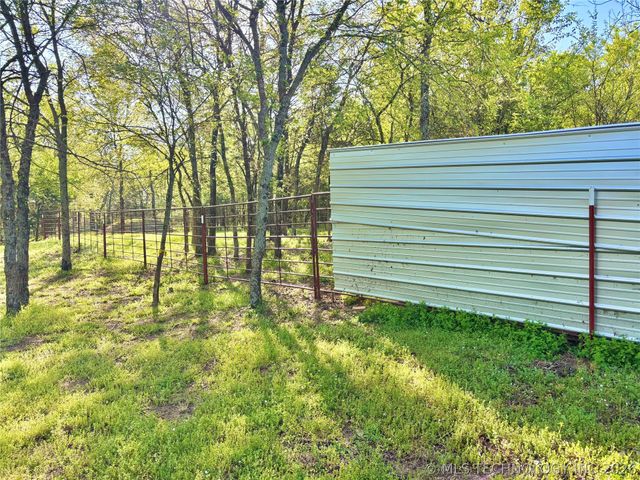 30207 W 1229 Drive, Stigler, OK 74462