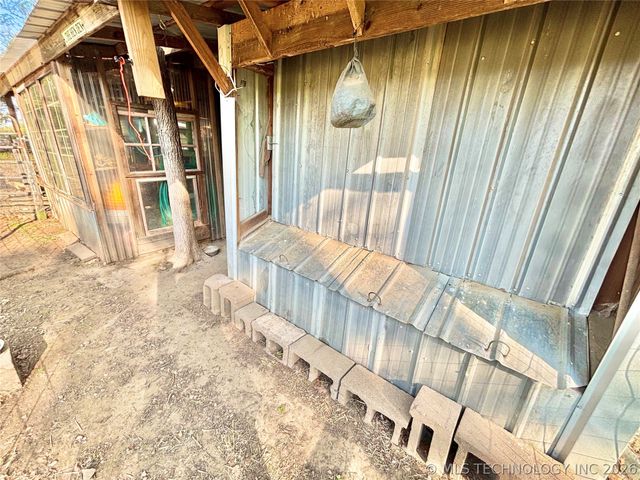 30207 W 1229 Drive, Stigler, OK 74462