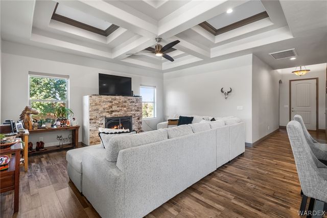 5373 N Canyon Trails Drive, Kingman, AZ 86409