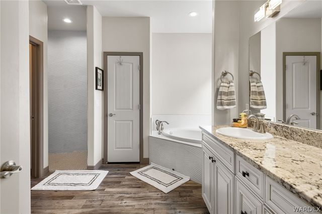 5373 N Canyon Trails Drive, Kingman, AZ 86409