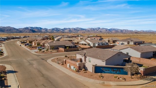 5373 N Canyon Trails Drive, Kingman, AZ 86409