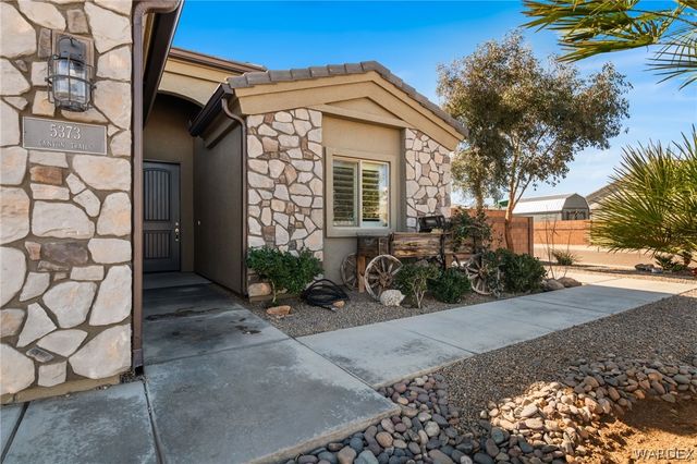 5373 N Canyon Trails Drive, Kingman, AZ 86409