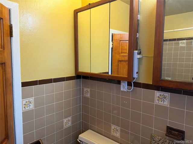 9512 108th Avenue, Ozone Park, NY 11417