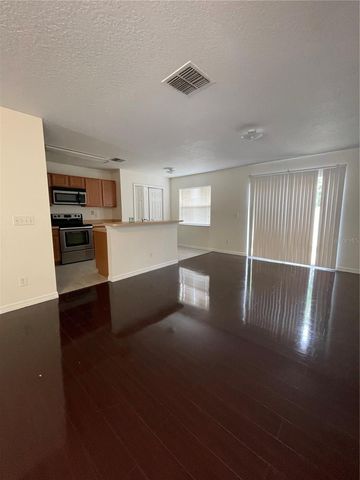 636 CRESTING OAK CIRCLE 35, Orlando, FL 32824