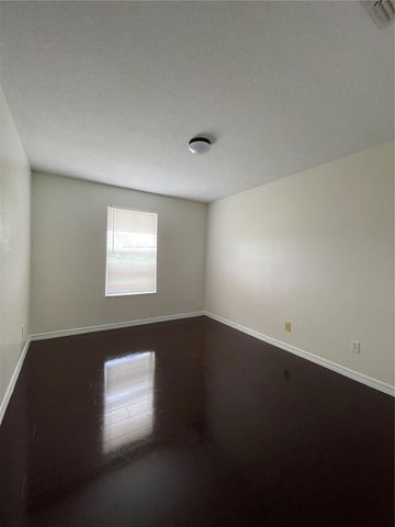 636 CRESTING OAK CIRCLE 35, Orlando, FL 32824