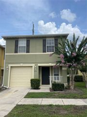 636 CRESTING OAK CIRCLE 35, Orlando, FL 32824